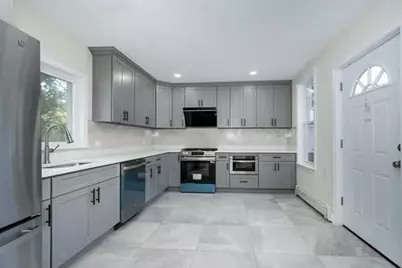 1297 Pleasant St, Weymouth, MA 02189 - Photo 3