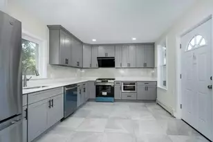 1297 Pleasant St, Weymouth, MA 02189 - Photo 3