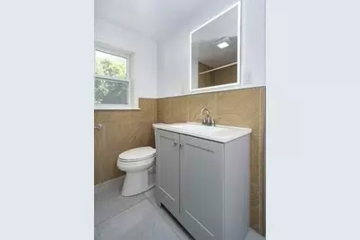 1297 Pleasant St, Weymouth, MA 02189 - Photo 7