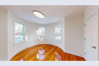 391 Linwood Ave #1, Newton, MA 02460 - Photo 3