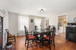 17 N Main St, Upton, MA 01568 - Photo 5