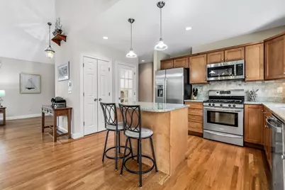 219 Pheasant Hill Cir, Barnstable, MA 02635 - Photo 7