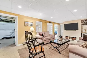 219 Pheasant Hill Cir, Barnstable, MA 02635 - Photo 23