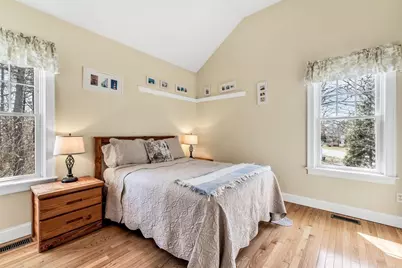 219 Pheasant Hill Cir, Barnstable, MA 02635 - Photo 13