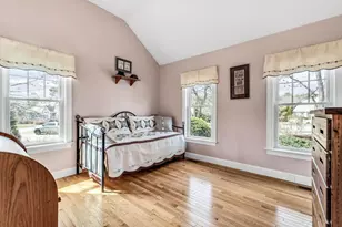 219 Pheasant Hill Cir, Barnstable, MA 02635 - Photo 15