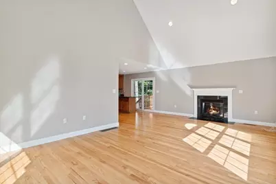 19 Benjamin Ln, Reading, MA 01867 - Photo 7