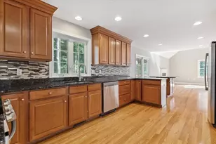 19 Benjamin Ln, Reading, MA 01867 - Photo 11