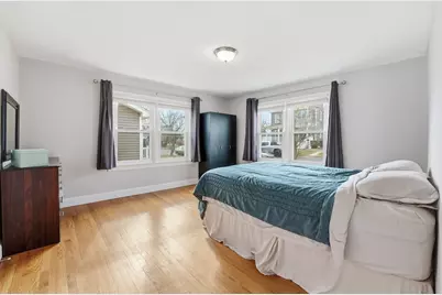 38 White St, Chicopee, MA 01013 - Photo 15