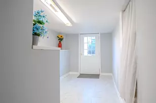 2 Hillside Ave, Somerville, MA 02145 - Photo 23