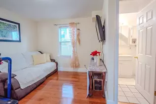 2 Hillside Ave, Somerville, MA 02145 - Photo 13