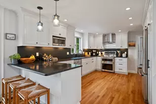 26 Forest Ave Ext, Swampscott, MA 01907 - Photo 7