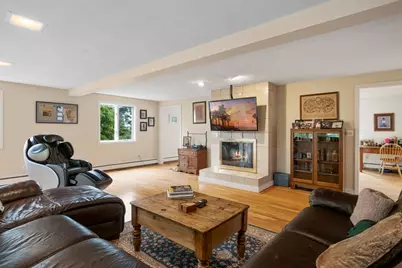 26 Forest Avenue Ext, Swampscott, MA 01907 - Photo 5