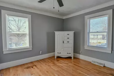 48 Irene St, New Bedford, MA 02745 - Photo 15