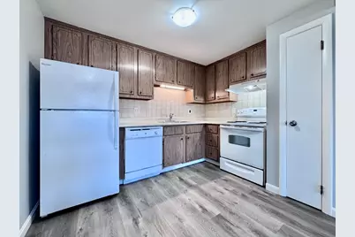 17 Old Colony Ln #10, Arlington, MA 02476 - Photo 1