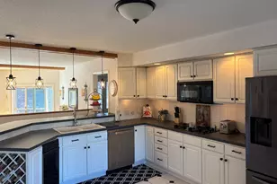 321 Westerly Creek, Ludlow, MA 01056 - Photo 11
