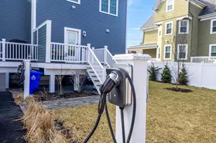 1813 River St, Boston, MA 02136 - Photo 35