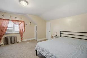 77 Locust St, Holyoke, MA 01040 - Photo 25