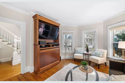 36 Chester St, Melrose, MA 02176 - Photo 7