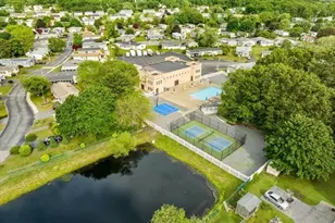 27 Castle Rd, Attleboro, MA 02703 - Photo 25