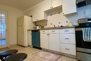 105 Chestnut St, Brookline, MA 02455 - Photo 5