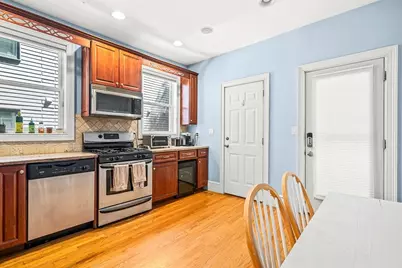 12 I St #1, Boston, MA 02127 - Photo 11