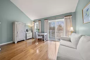 33 Breakwater Dr, Chelsea, MA 02150 - Photo 17