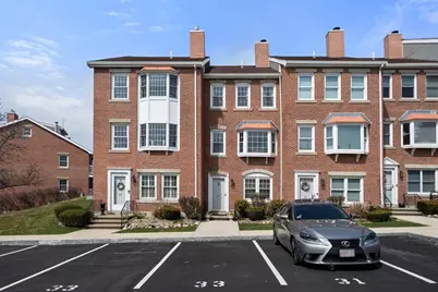 33 Breakwater Dr #33, Chelsea, MA 02150 - Photo 3