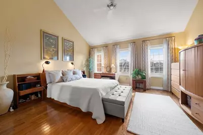 33 Breakwater Dr #33, Chelsea, MA 02150 - Photo 13