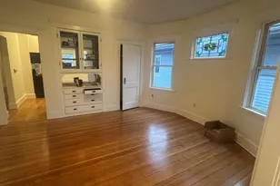 26 Roseclair St, Boston, MA 02125 - Photo 7