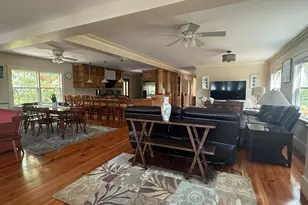 10 Wedge Pond Rd, Winchester, MA 01890 - Photo 9