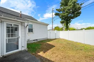 97 Mechanic St, Westfield, MA 01085 - Photo 35