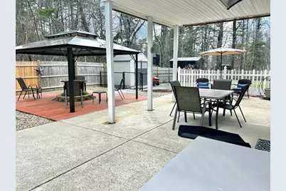 627 School St, Pembroke, MA 02359 - Photo 27