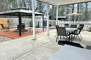 627 School St, Pembroke, MA 02359 - Photo 27