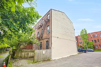 31 Worthington St., Boston, MA 02120 - Photo 5