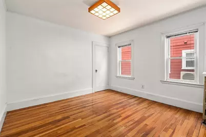 27-28 Seagrave Rd, Cambridge, MA 02140 - Photo 11