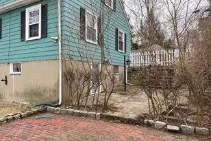 11 Woodbury St, Arlington, MA 02476 - Photo 19