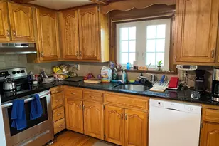 11 Woodbury St, Arlington, MA 02476 - Photo 3