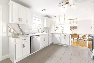 68 Highland Ave, Watertown, MA 02472 - Photo 5