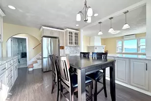 36 Annavoy, Boston, MA 02128 - Photo 3