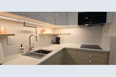 466 Commonweatlh #807, Boston, MA 02215 - Photo 5
