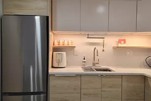 466 Commonweatlh, Boston, MA 02215 - Photo 3