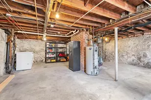 142 Savin St, Malden, MA 02148 - Photo 31