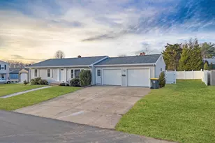 258 Folsom Ave, Somerset, MA 02726 - Photo 1