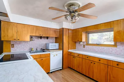 1138 Wachusett St, Holden, MA 01520 - Photo 3