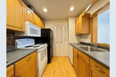 25 Greentree Ln #43, Weymouth, MA 02190 - Photo 3