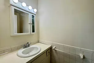 25 Greentree Ln, Weymouth, MA 02190 - Photo 15