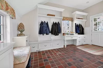 1 Buckingham Ter, Wellesley, MA 02482 - Photo 17