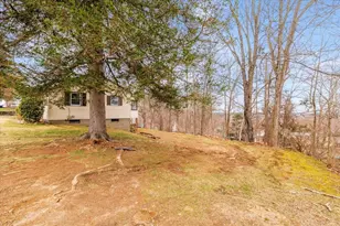 26 Roosevelt Dr, Southbridge, MA 01550 - Photo 19