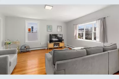 190 Walnut St, Watertown, MA 02472 - Photo 3