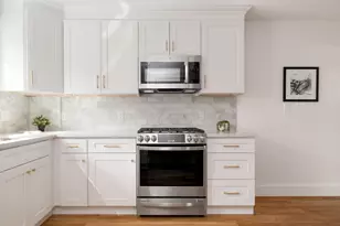 652 Belmont St, Watertown, MA 02472 - Photo 3
